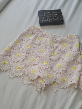SKORT Floral Daisy  Pink with Yellow Accents So Cute